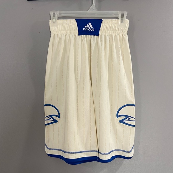 Mens KU Kansas Jayhawks basketball shorts - Picture 1 of 4